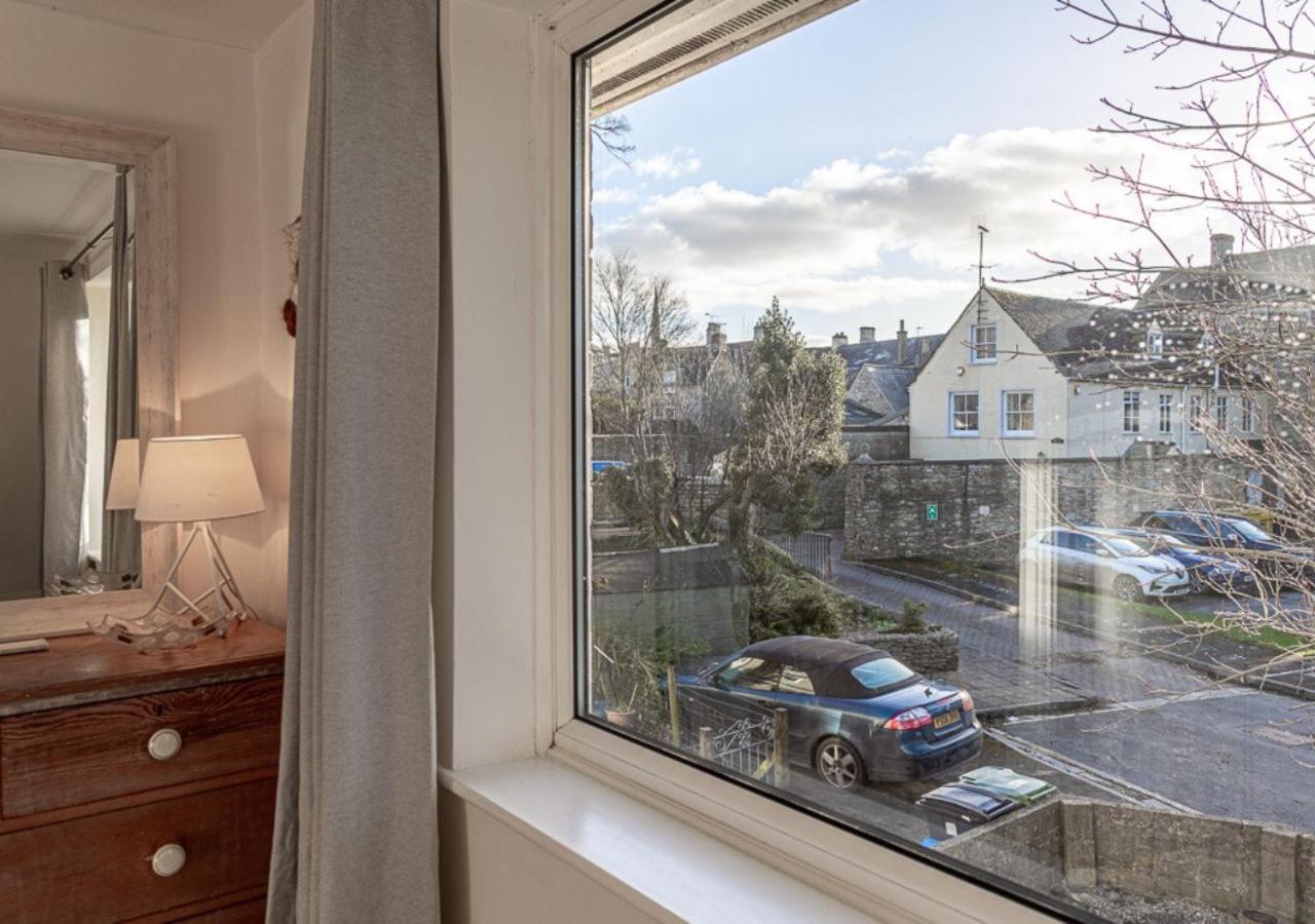 Modern 2 Bd W/ Garden In The Heart Of Tetbury! Villa Kültér fotó