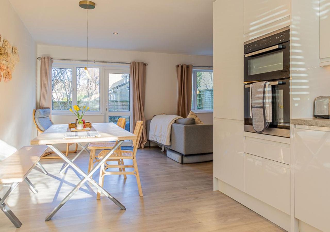 Modern 2 Bd W/ Garden In The Heart Of Tetbury! Villa Kültér fotó