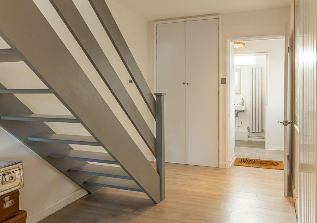 Modern 2 Bd W/ Garden In The Heart Of Tetbury! Villa Kültér fotó